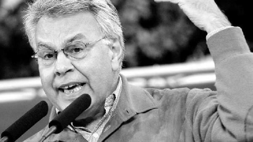 Miguel Ángel Planchuelo y José Amedo aprovecharon el juicio para apuntar a Felipe González (en la foto) como el &#039;señor X&#039; de los GAL.