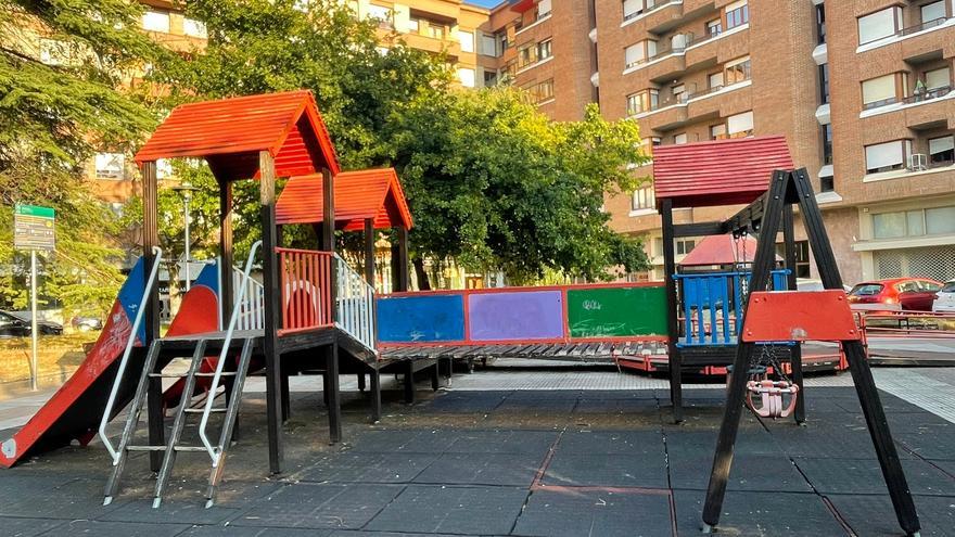 Arranca la remodelación del parque infantil de la calle Enrique Eguren