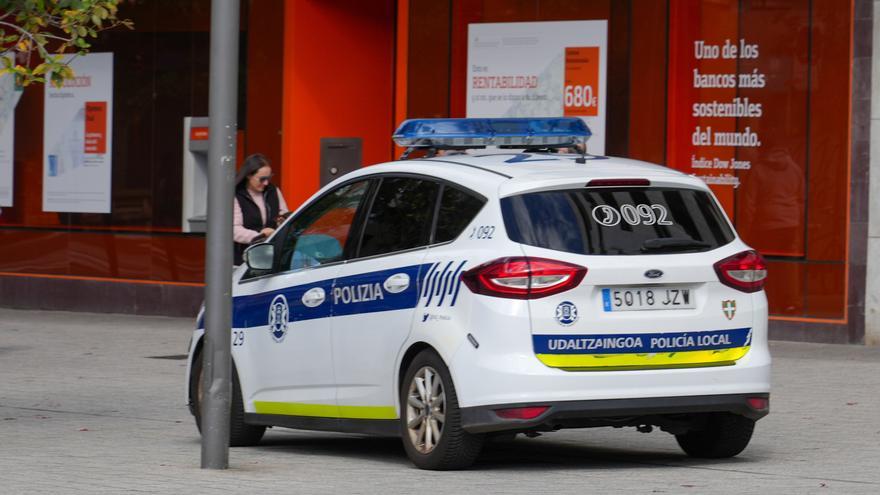 Arrestado por tirar piedras a comercios y viandantes en una zona de Vitoria a la que tiene prohibido su acceso
