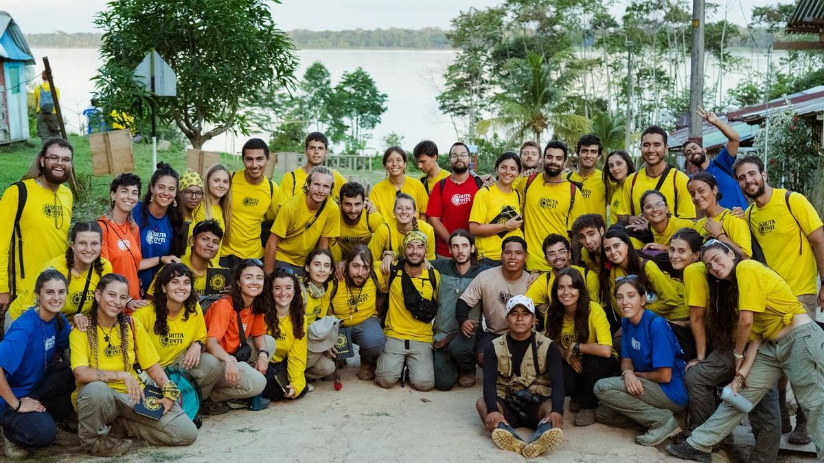 Imagen de todos los participantes.