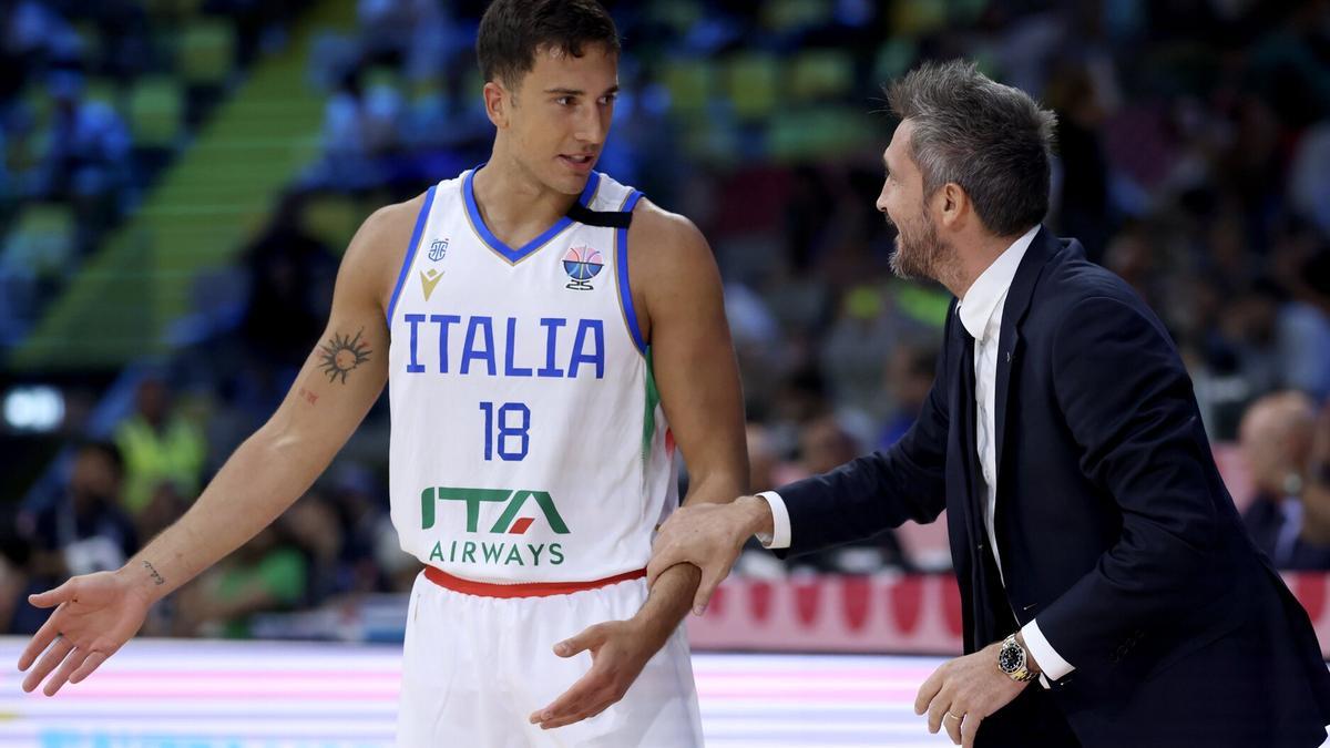 Matteo Spagnolo durante el partido entre Italia y Chipre del Eurobasket.