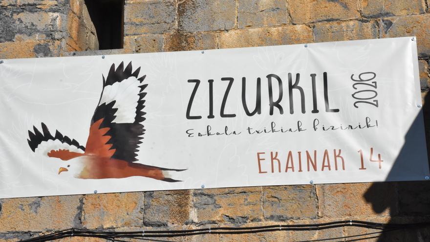 Eskola Txikien Festa presenta su logo para la cita en Zizurkil