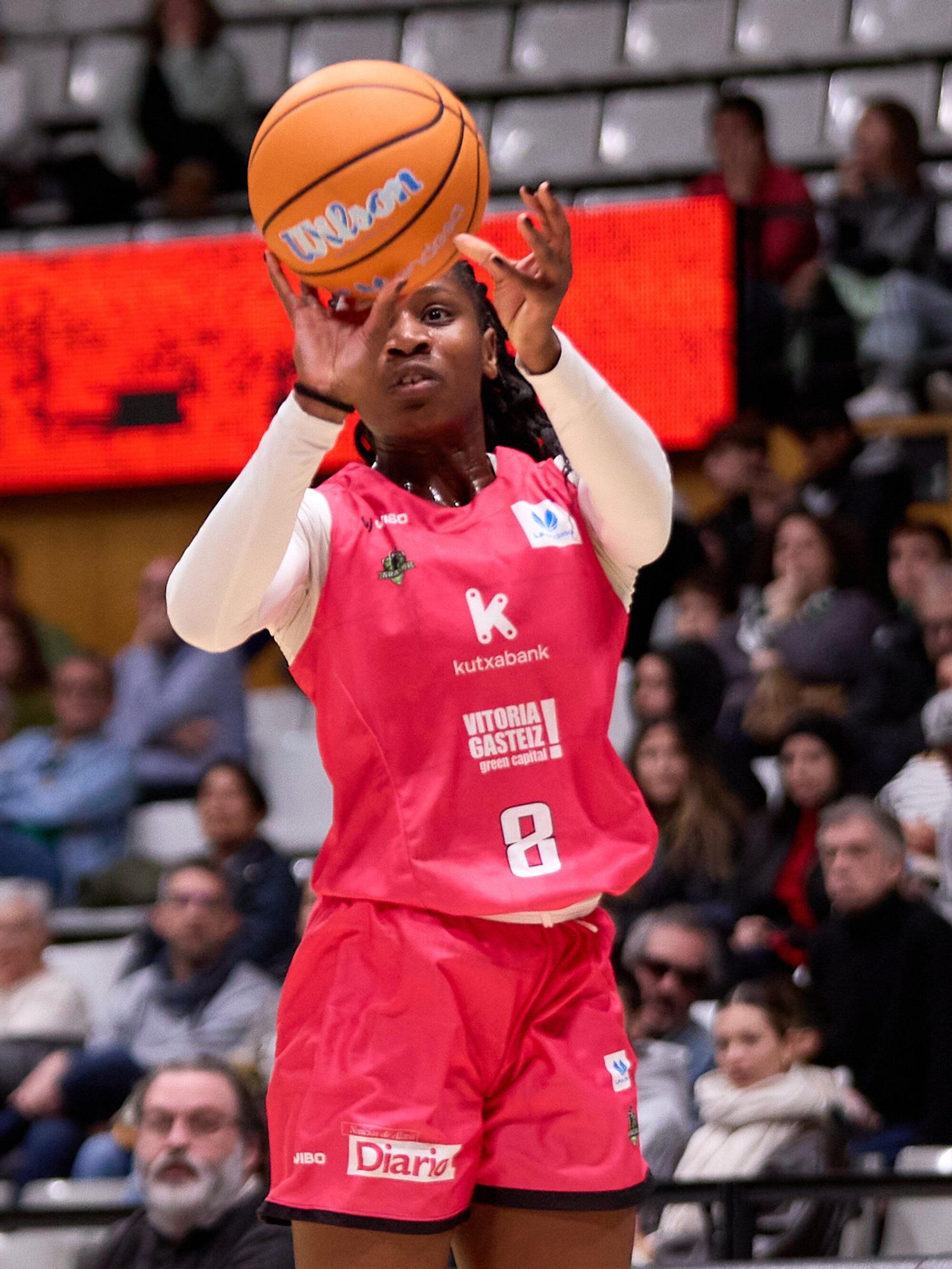 En imágenes: Ambientazo en el Araski - Club Joventut Badalona  (¡Búscate en las fotos!)