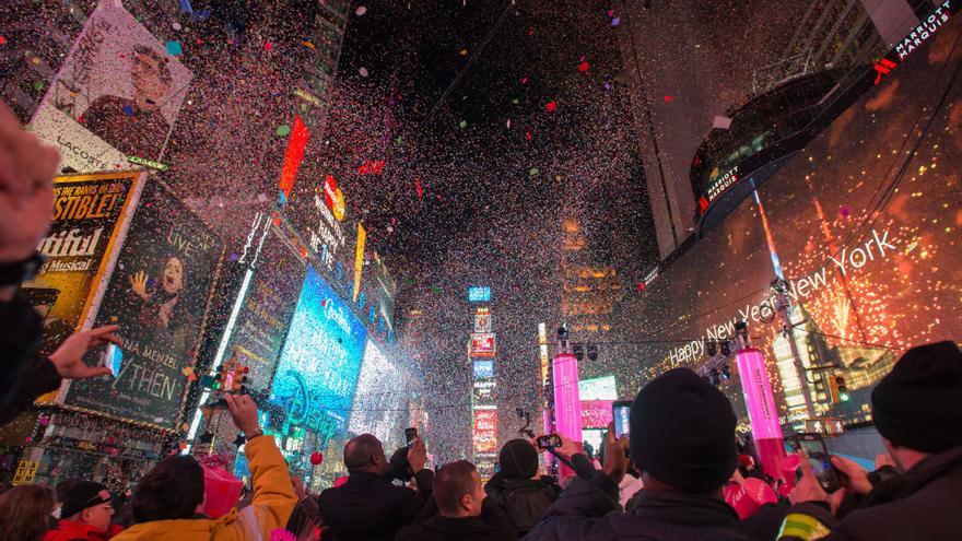 La bola de Times Square de Nueva York caerá dos veces esta Nochevieja por primera vez en la historia
