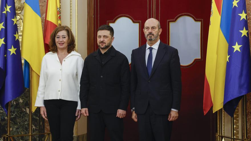 Zelenski inicia en el Congreso su tercera visita oficial a España y se reúne con Armengol y Rollán