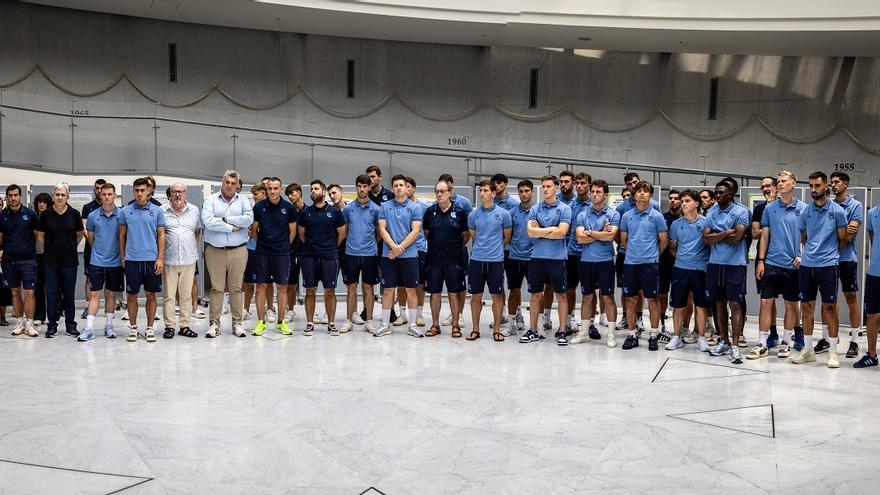 Emotiva visita de la Real Sociedad al Museo de la Bomba Atómica en Nagasaki