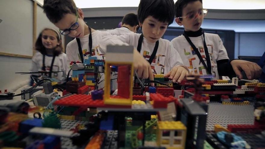 Décima edición del torneo regional de First Lego League, que tiene como desafío Hydro Dynamics.