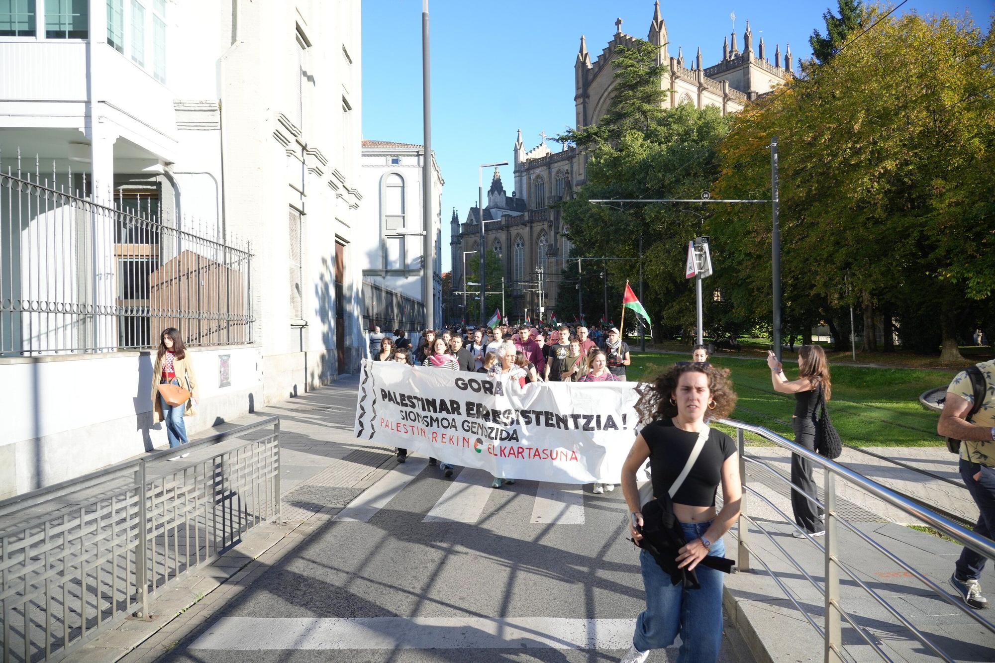 Manifestación en favor del pueblo de Gaza en Vitoria