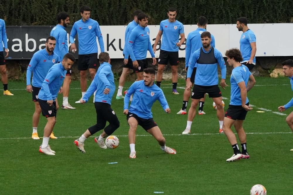 Entrenamiento del Athletic en Lezama.