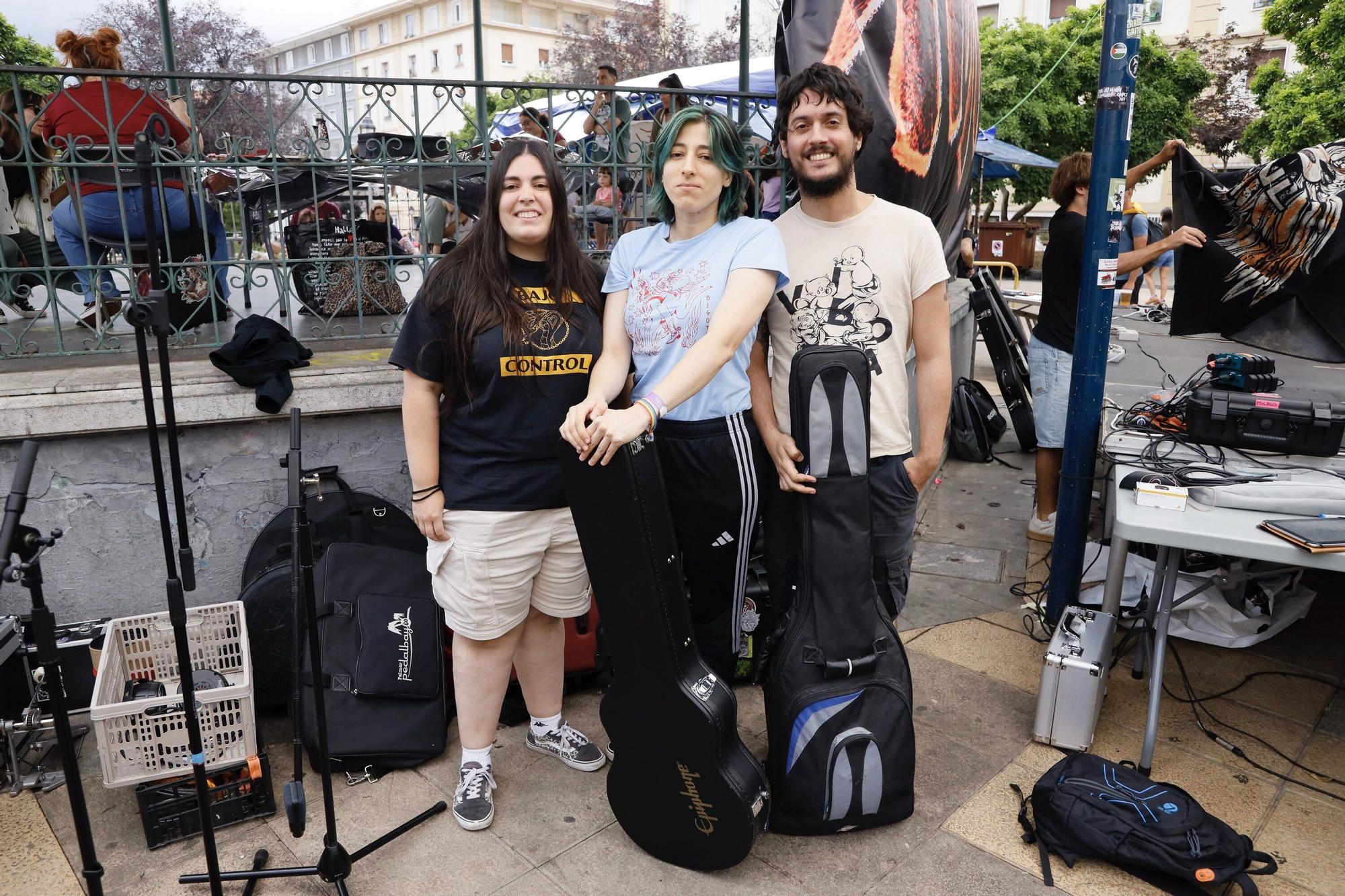 María Municio, la ‘frontwoman’ Belén Barbat y Willie Larrea. O lo que es lo mismo, el trío de indie-punk Las Sexpeares.