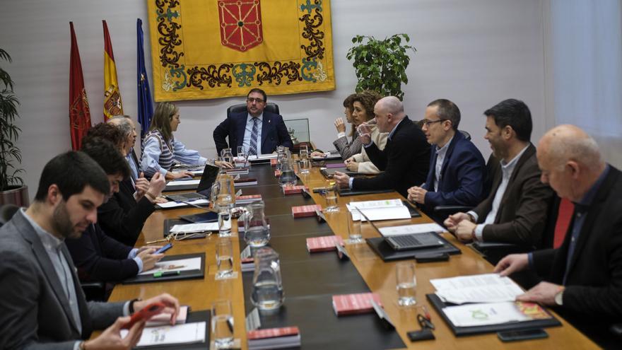 El Parlamento "reafirma y reivindica" el 11 de febrero como Día de memoria de los desplazados forzosos por ETA