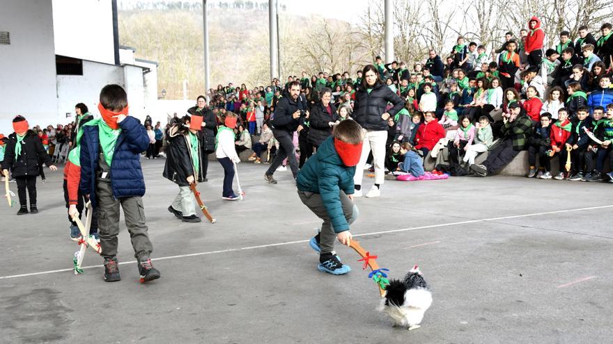 Un ‘Día del gallo’ sin gallo por la gripe aviar
