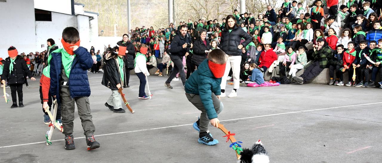Un 'Día del Gallo' sin gallo por la gripe aviar