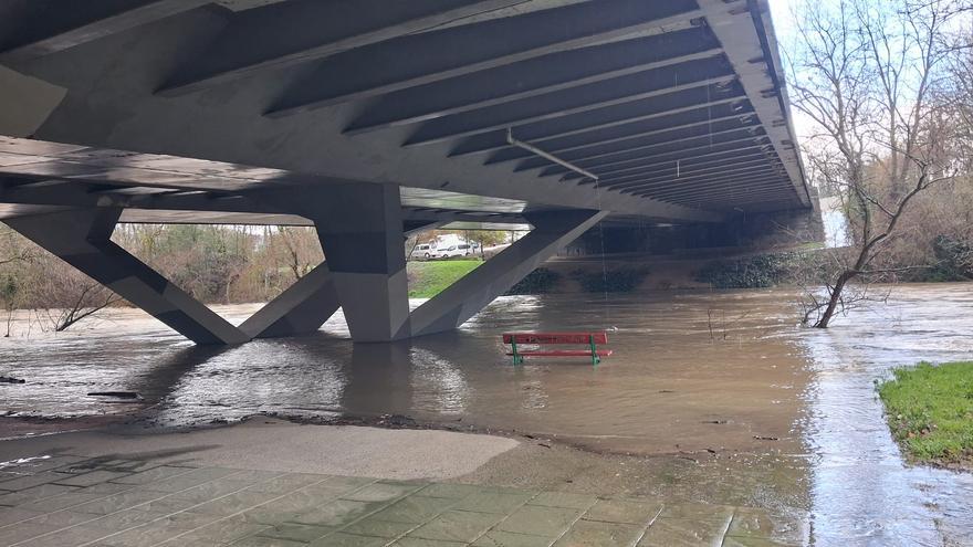 Fotos del paso de la borrasca Oriana por Navarra: lluvias y fuertes vientos