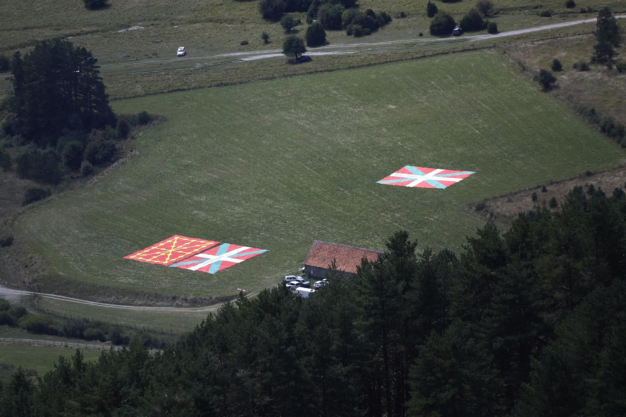 Fotos de la etapa navarra de La Vuelta 25 entre Sendaviva y Larra - Belagua