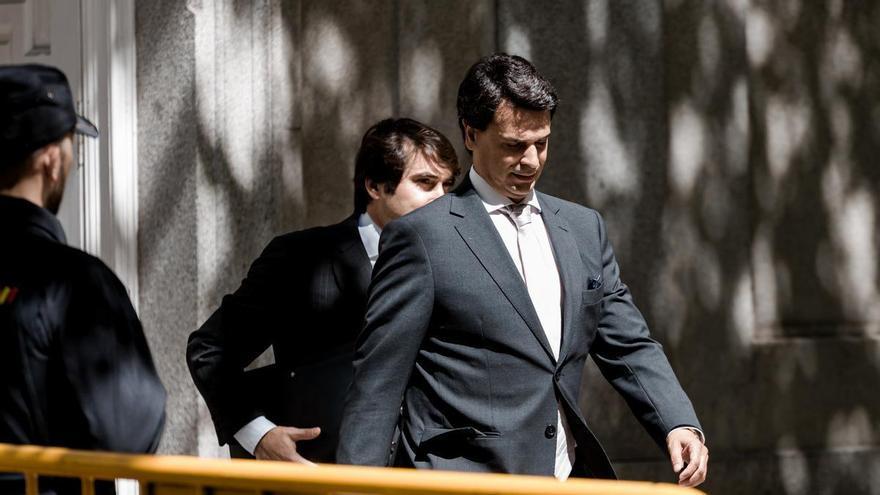 La Abogacía del Estado pide casi cuatro años de cárcel para el novio de Ayuso