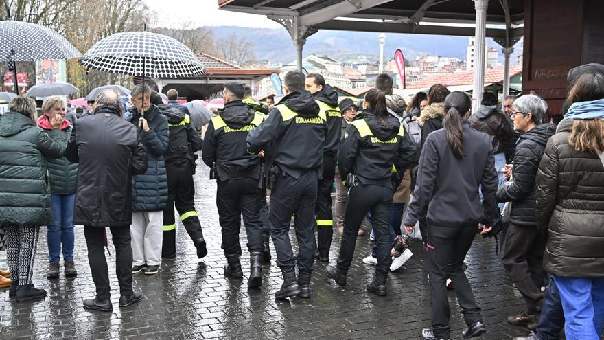 La feria que sirve de prólogo navideño luce normalidad, sin incidentes reseñables