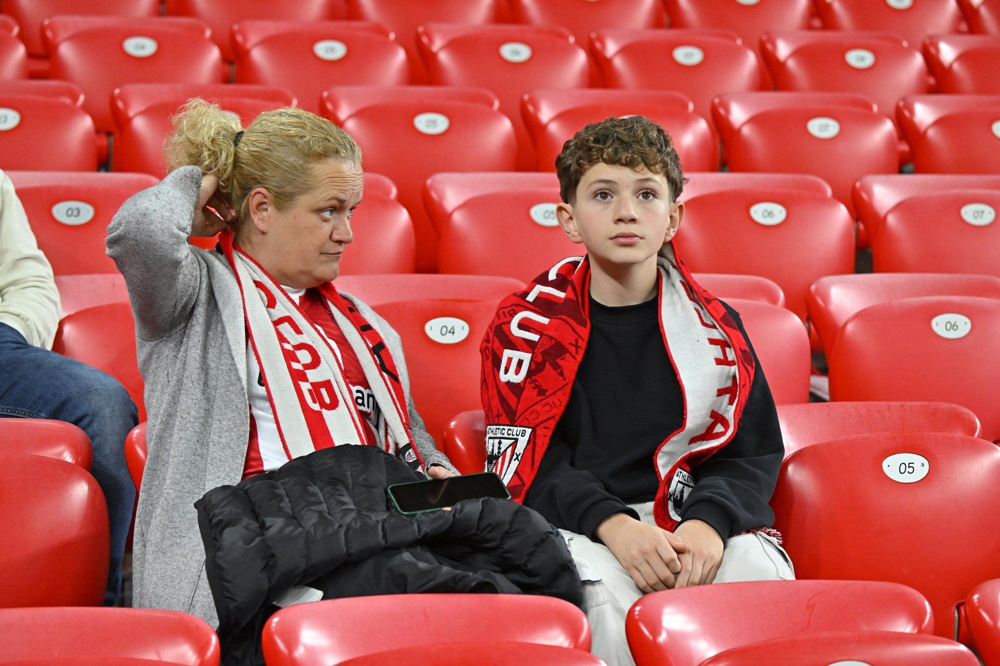 ¿Has estado en San Mamés viendo el Athletic-Atlético? Búscate en nuestra galería