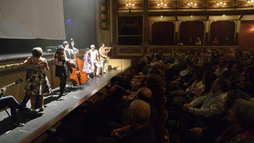 29 de septiembre de 1975: el Festival Internacional de Teatro de Vitoria levanta el telón