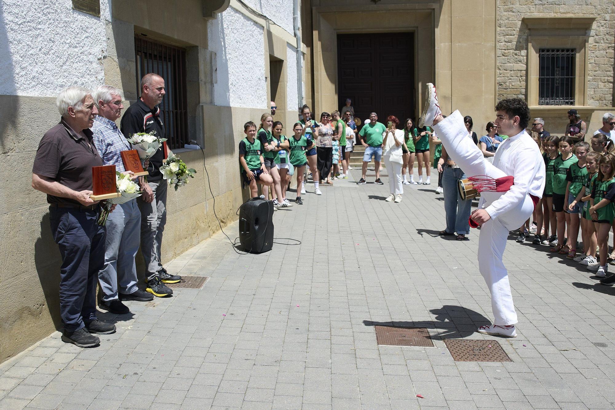 El Club Deportivo Beti Onak celebra su día entre homenajes