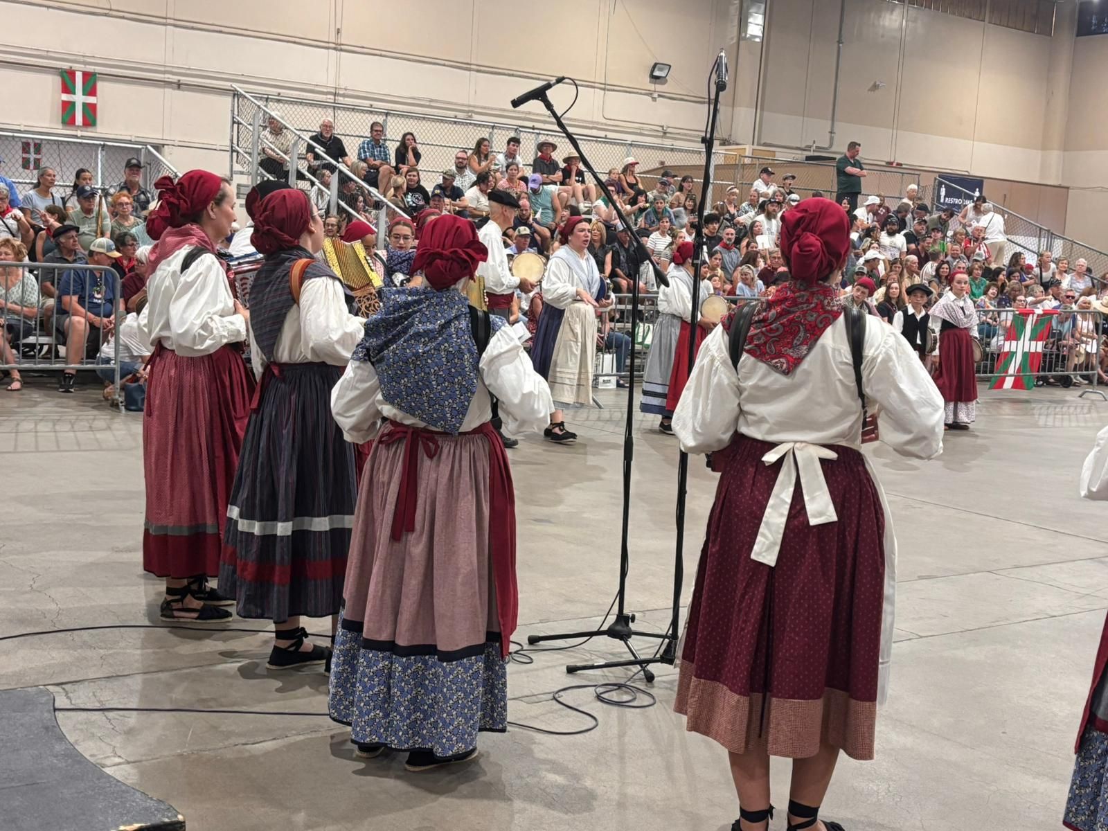 En imágenes: Bizkaia lleva sus raíces a la Expo Jaialdi de Boise