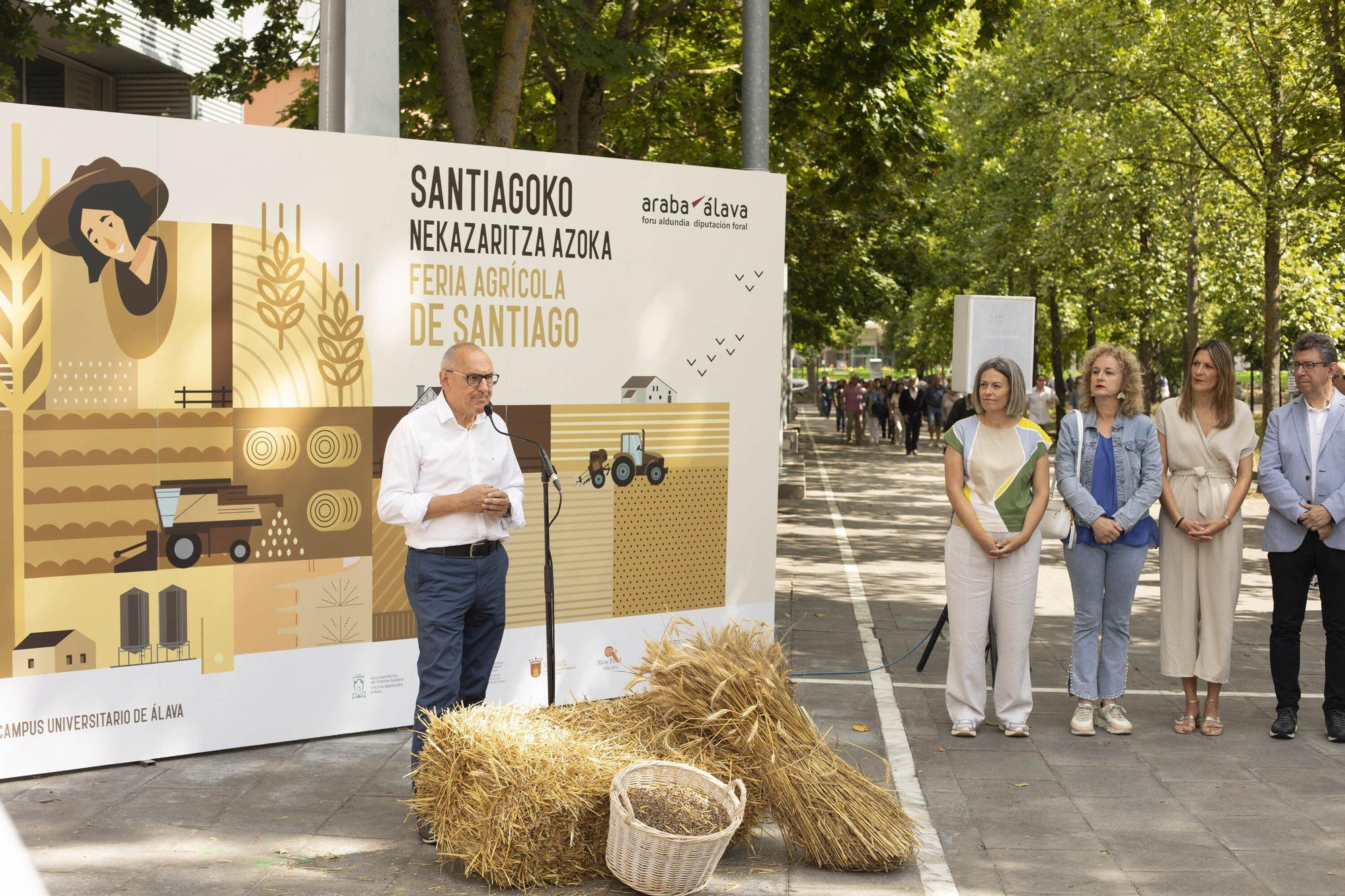 En imágenes: La Feria Agrícola de Santiago toma el Campus de Álava