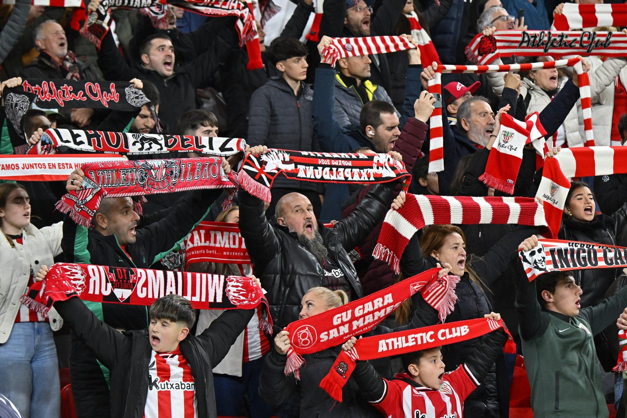 En imágenes: ¿Has estado en San Mamés viendo el Athletic-Real Oviedo? Búscate en nuestra galería de fotos
