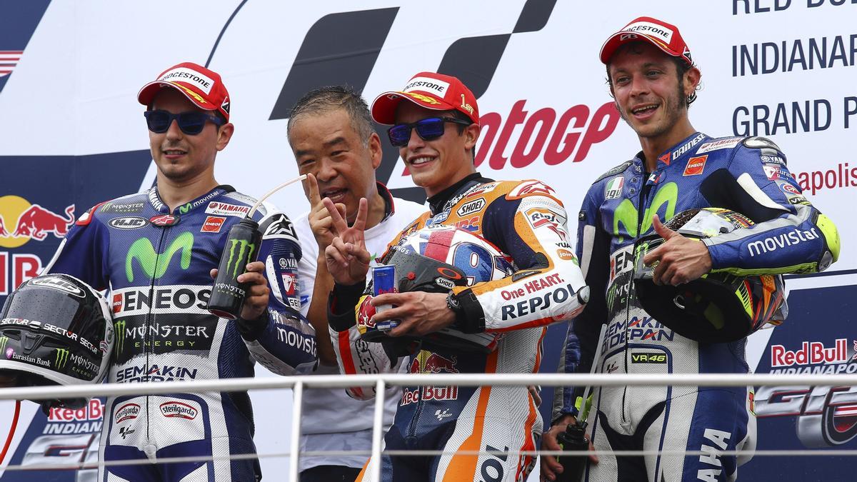 Jorge Lorenzo, Marc Márquez y Valentino Rossi, en el podio del Gran Premio de Indianápolis. Jorge Lorenzo, Marc Márquez y Valentino Rossi, en el podio del Gran Premio de Indianápolis.