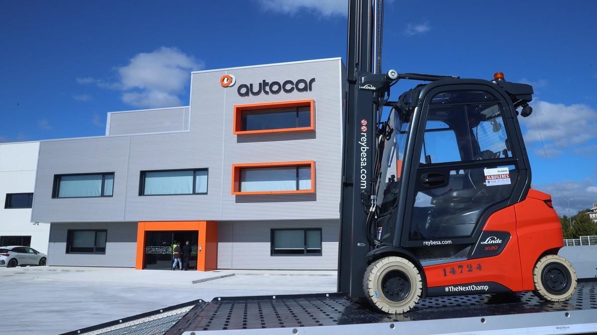 Fachada de la nueva sede de Autocar Reybesa