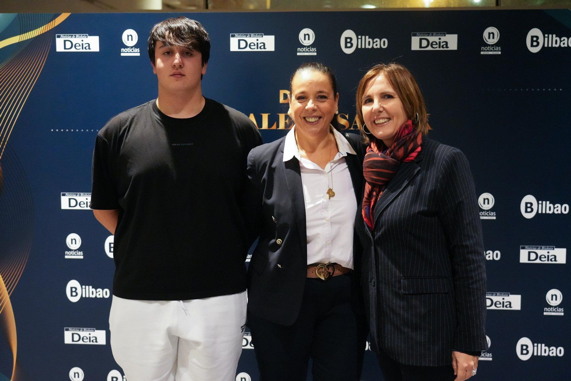 Iñigo Larrañaga, Itziar Uriona y Nerea Galdeano se acercaron a vivir la experiencia