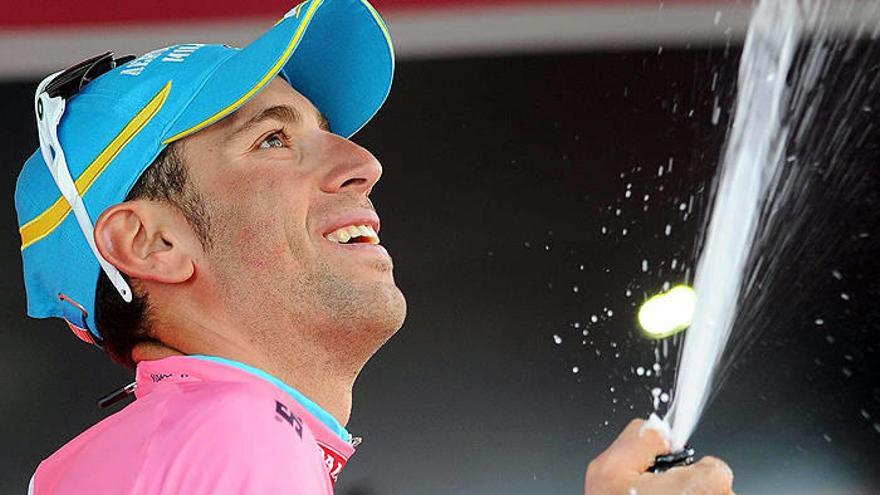Nibali, gigante cuesta arriba