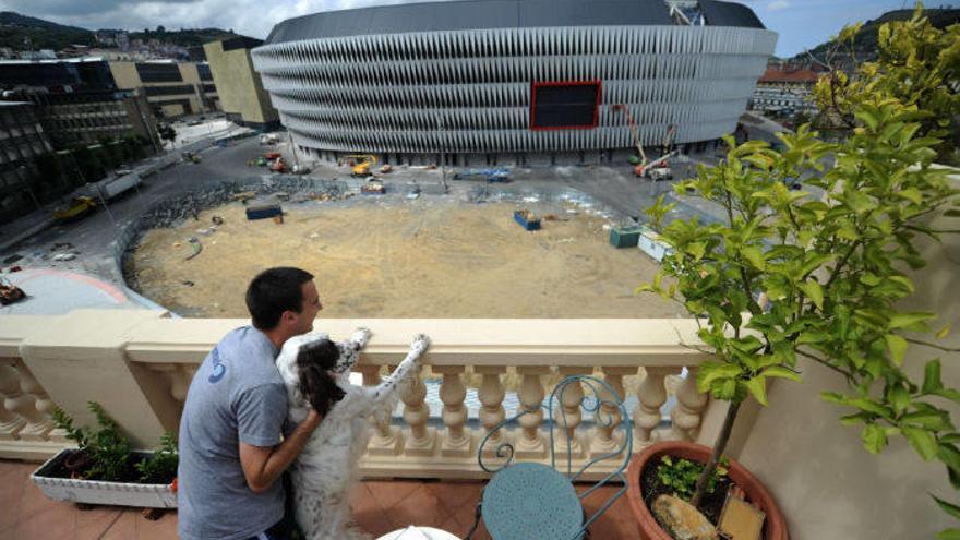 Los dos solares vallados de San Mamés serán urbanizados en junio