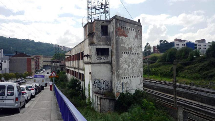 El Ayuntamiento ha solicitado a la empresa propietaria que comience con los trámites necesarios para derribar el antiguo edificio Ibarro.
