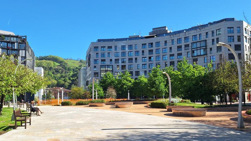 El Ayuntamiento de Bilbao finaliza las obras de la plaza Euskadi y su entorno
