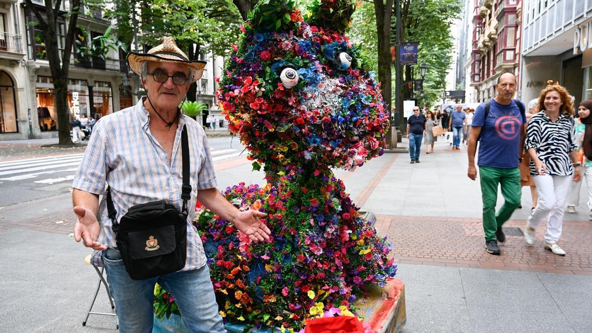 Patxi Fiallo posa junto a &#039;Pupito&#039;
