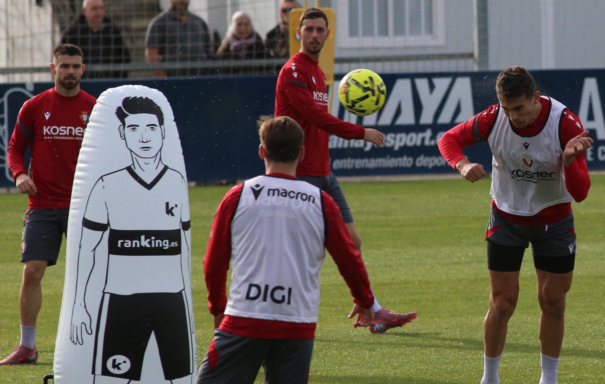 Fotos del entrenamiento en Tajonar en la víspera del Osasuna - Levante