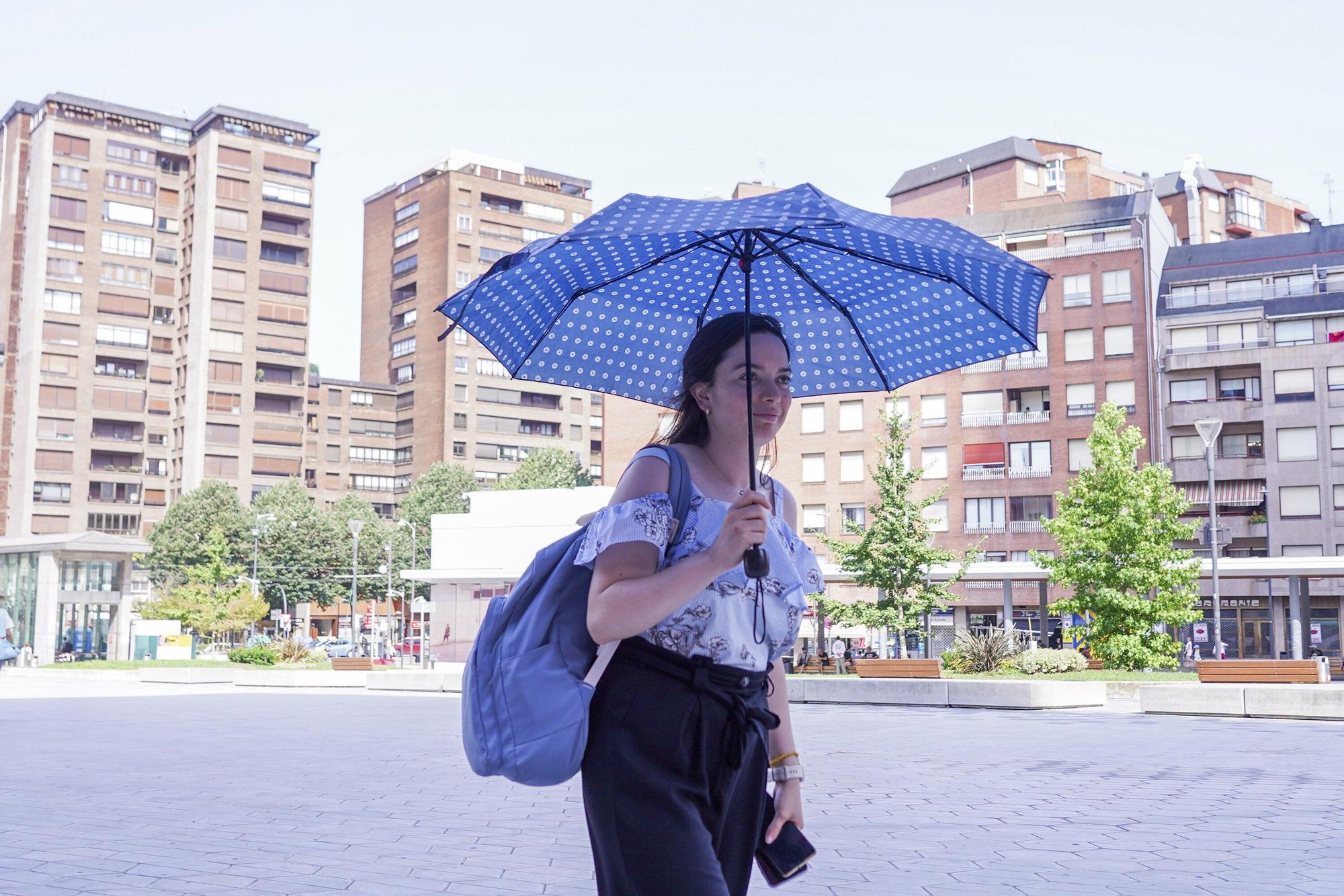 En imágenes: Bizkaia, en alerta por calor extremo: hasta 38 grados en el interior
