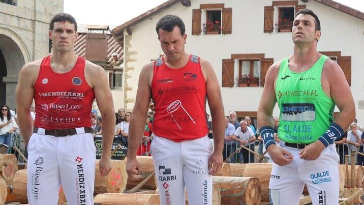 Julen Alberdi, Mikel Larrañaga y Eneko Otaño.