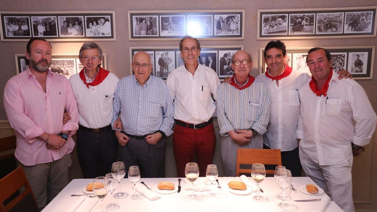 Foto de 2015: Vicente Zabala, ‘Barquerito’, Emilio García, Antonio Purroy, Carlos Polite, Manuel Sagüés y ‘Zocato’.