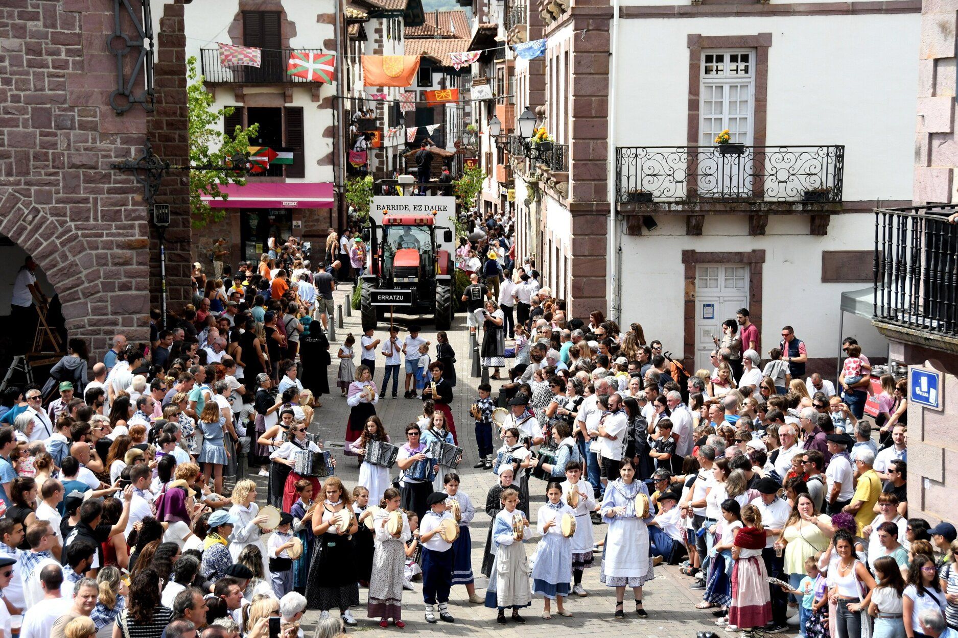 15 pueblos unidos en el Baztandarren Biltzarra