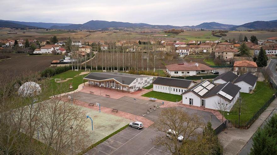 Las colonias de bertsolarismo regresan al albergue de Espejo