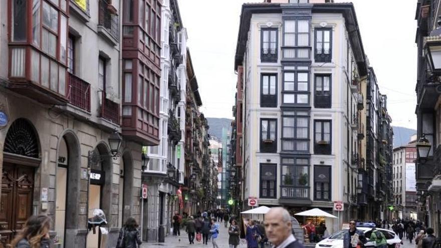 Euskal Autonomia Erkidegoak 2.180.449 biztanle ditu 2018an.