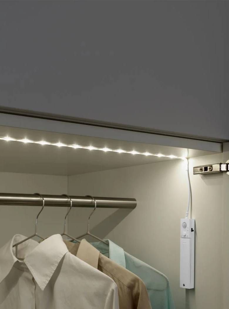 Cinta luminosa LED con sensor de movimiento" de Lidl,