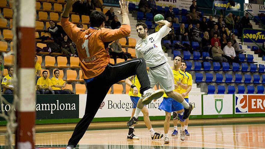 El Helvetia sigue ganando en casa