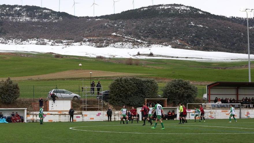 La borrasca Francis hiela a una asistente en Subiza