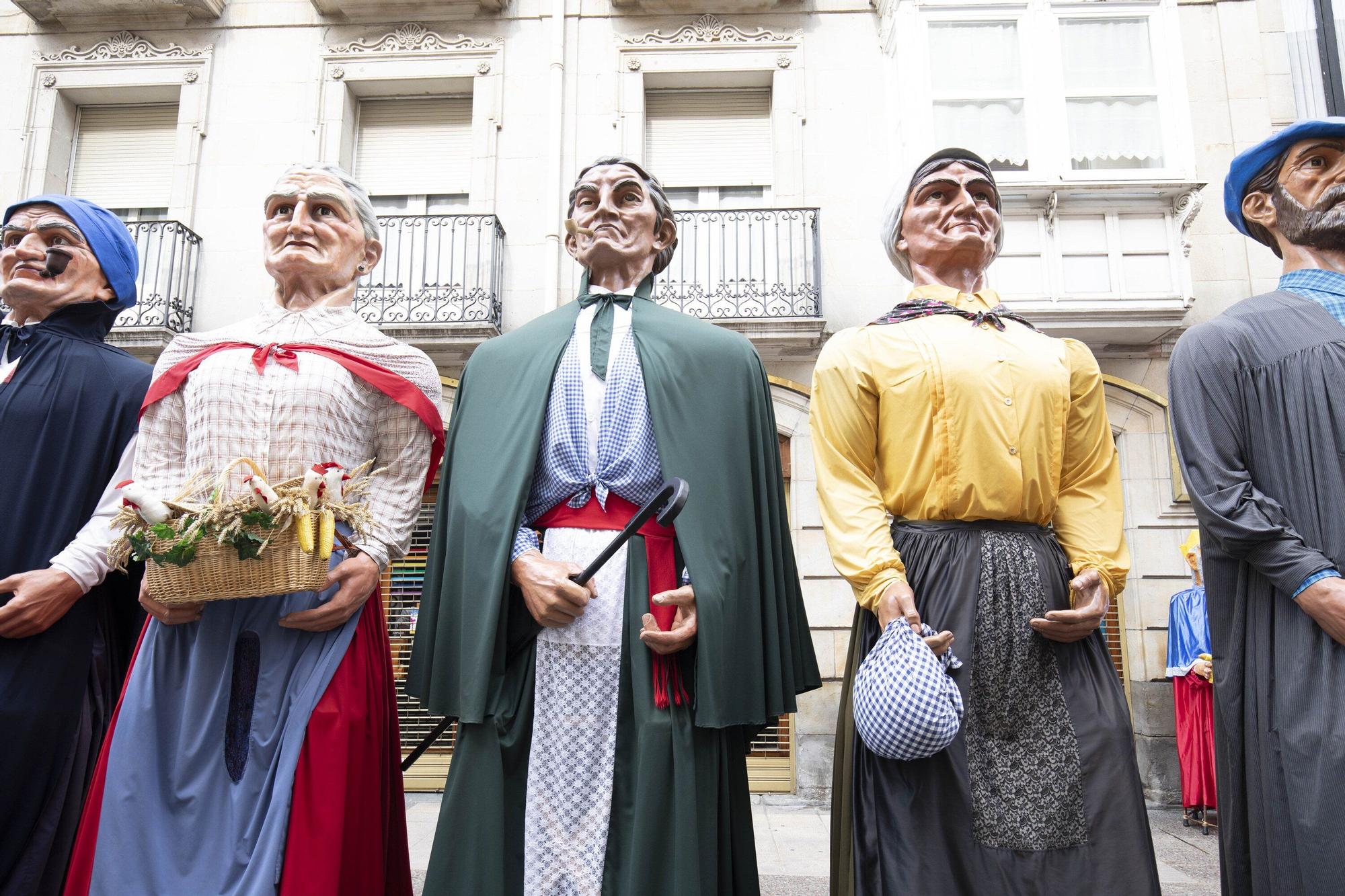 Comparsa de Cabezudos