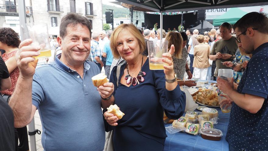 Fiesta total en Azpeitia en el Baserritarren Eguna