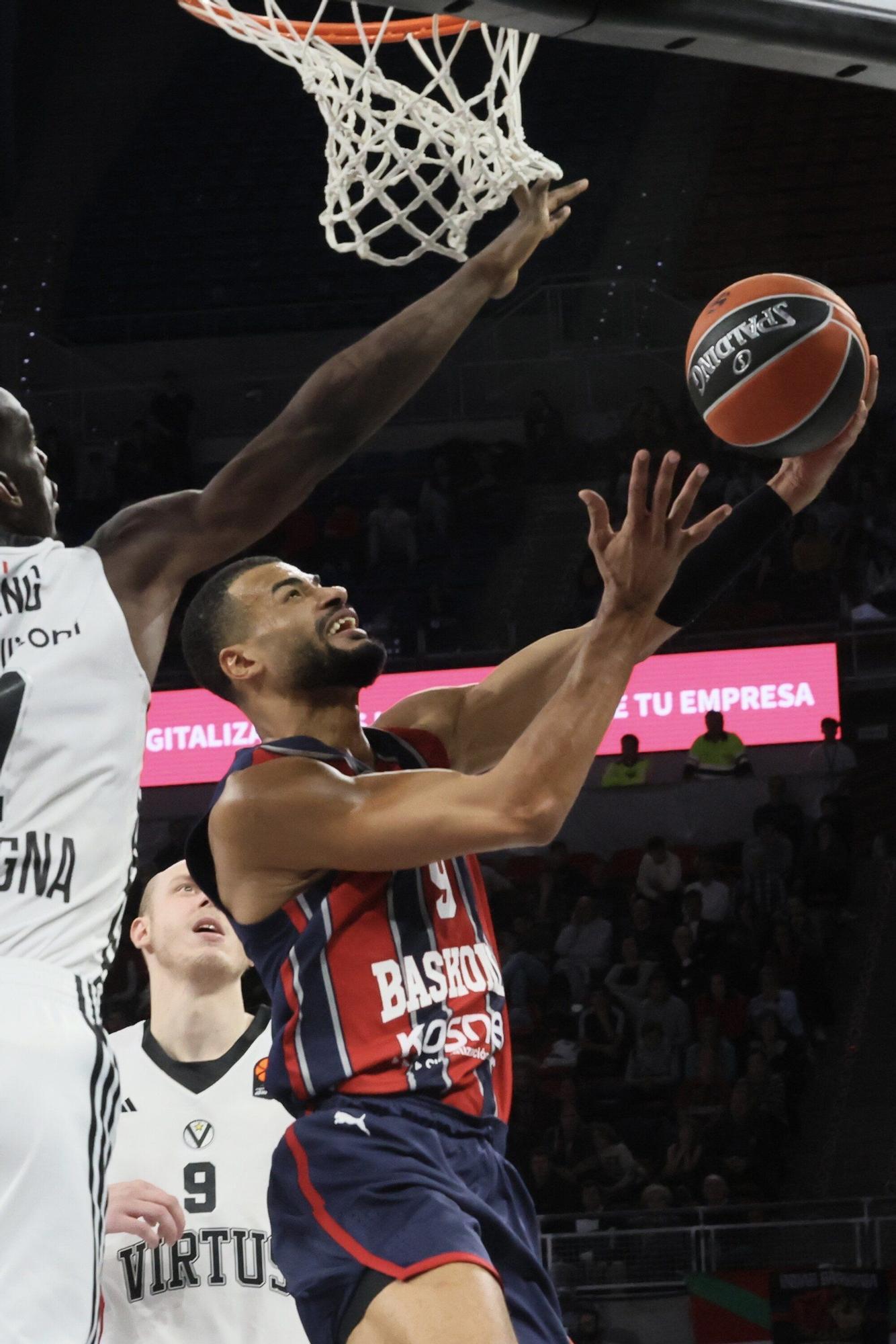 En imágenes: Todas las fotos del Baskonia - Bologna