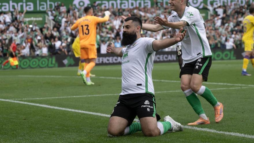 Seis exalbiazules tocan la gloria del ascenso