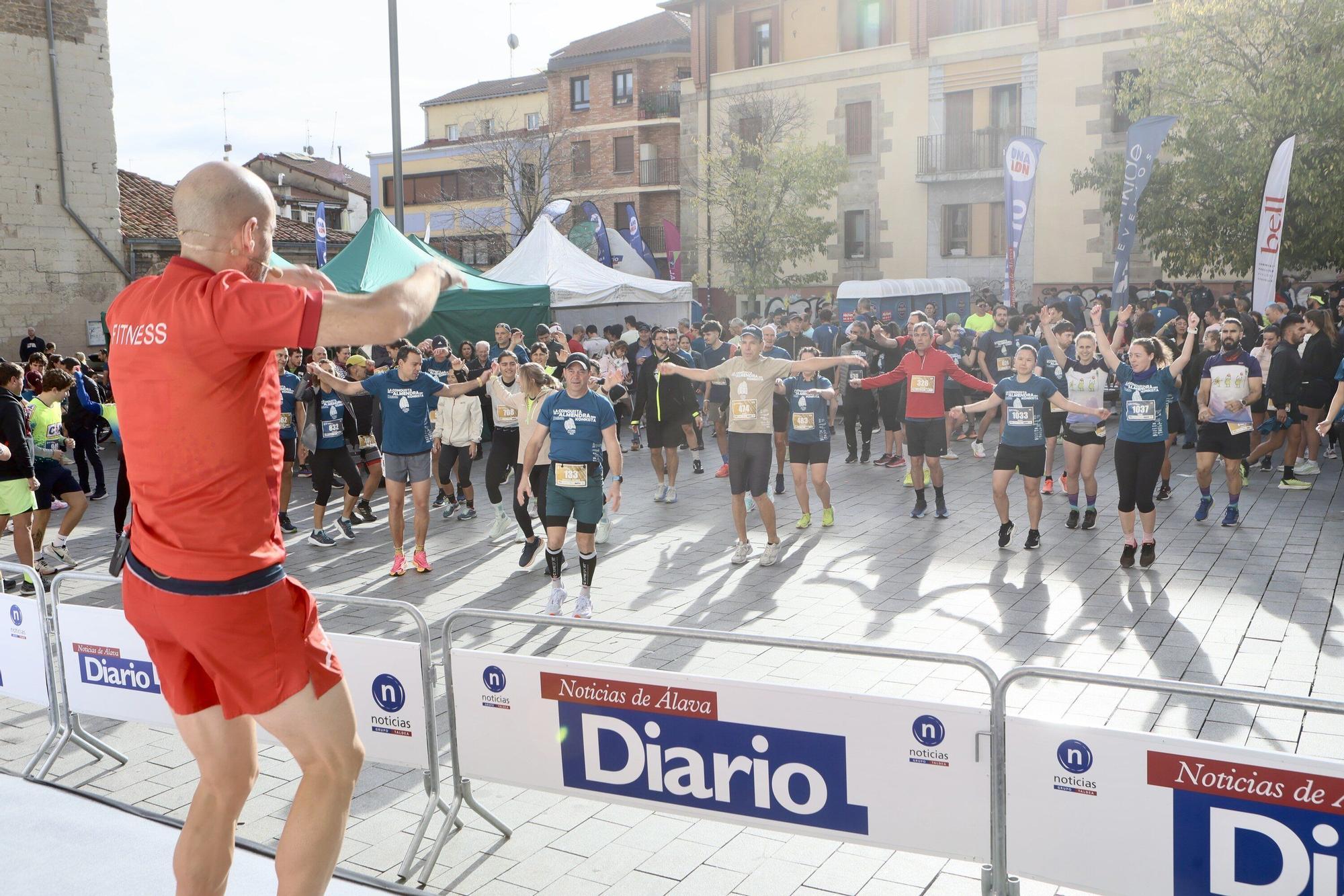 En imágenes: Buen tiempo y buen ambiente en la Conquista de la Almendra (¡Búscate en las fotos!)